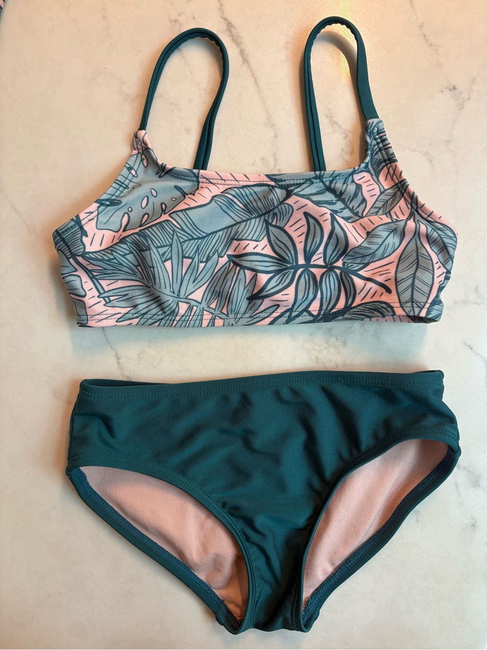 art class Teal & Pink Leaf Print Girls Swim Set with Rash Guard - Picture 2 of 5